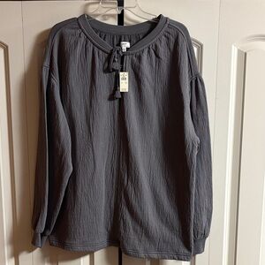 Women's Gray Long Sleeve Top